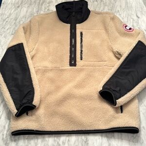 Men’s half zip Canada Goose Fleece Pullover